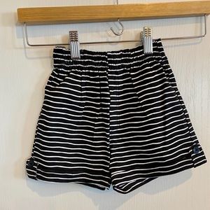 Girls Shorts, 5/6, black/white stripe, NWOT